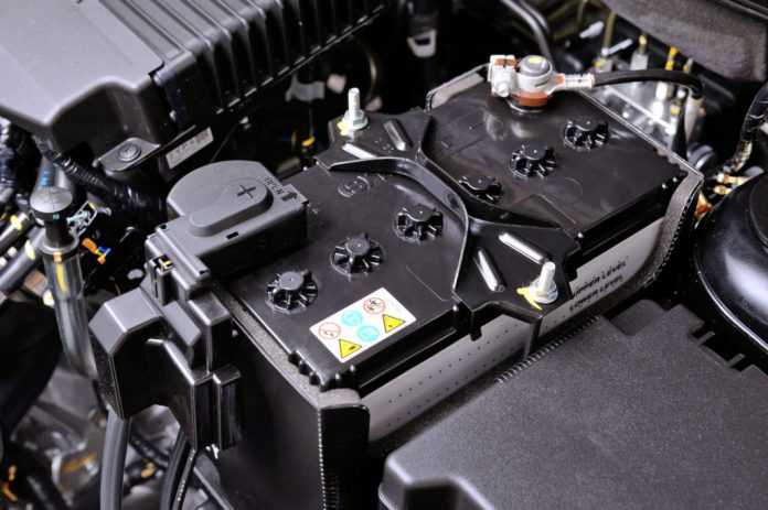 Мутный черный грязный электролит в аккумуляторе автомобиля причины